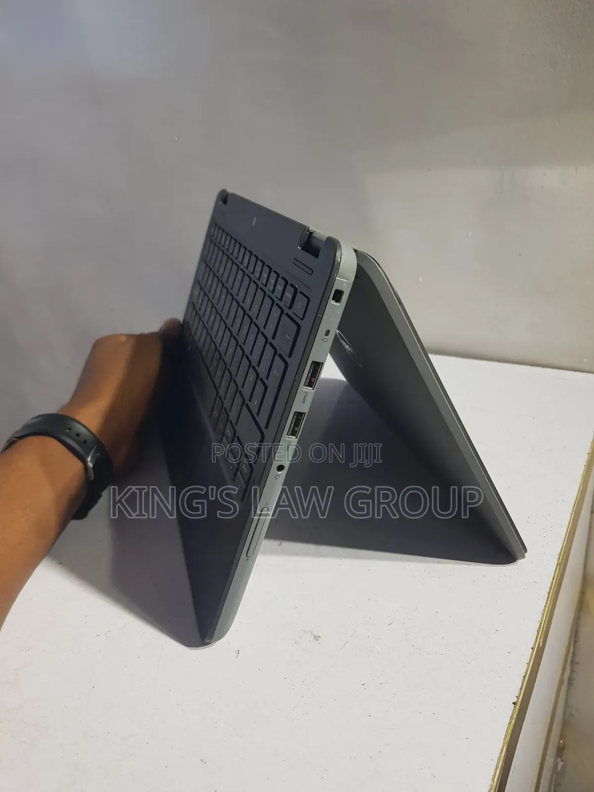 Laptop Dell Latitude 3120 4GB Intel Celeron SSD 60GB