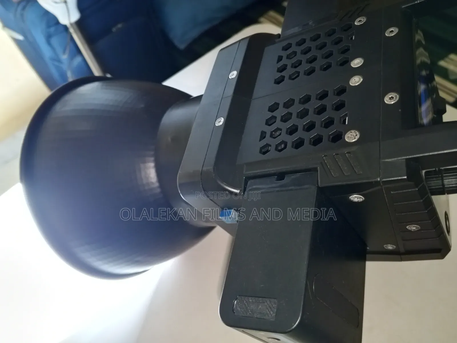 Sutefoto P100 RGB Light for Rent