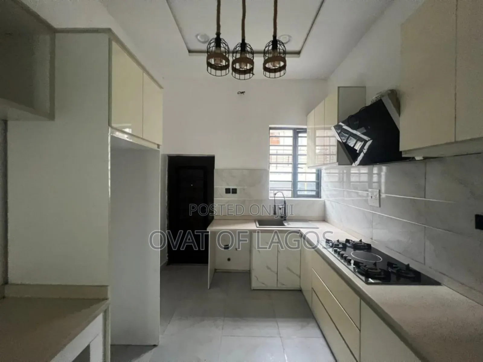 4bdrm Duplex in Lekki Palm City, Ado / Ajah for rent