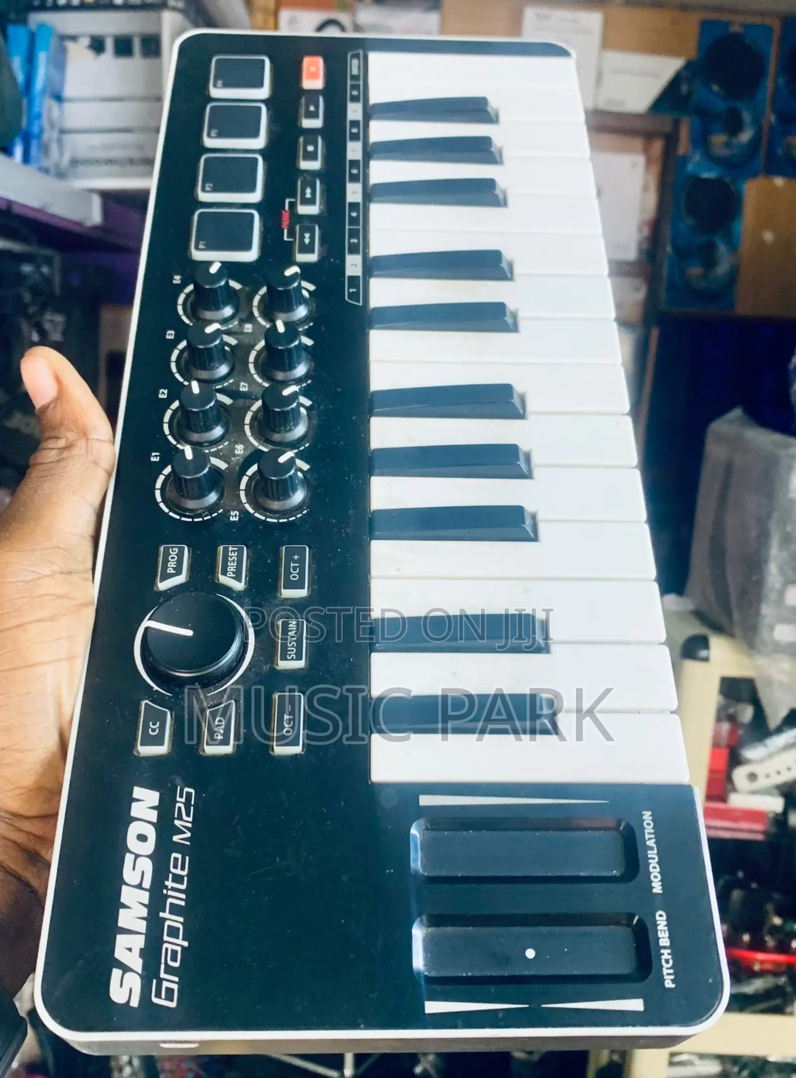 Samson Graphite M25 Midi Controller | Lagos | Uk-Used, Tested 100%