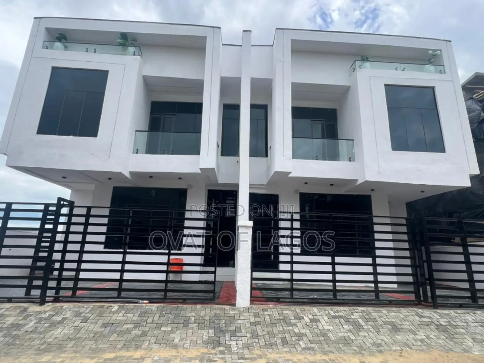 4bdrm Duplex in Lekki Palm City, Ado / Ajah for sale