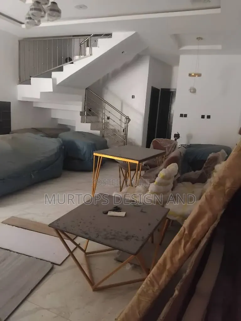 3bdrm Townhouse / Terrace in Ologolo for rent