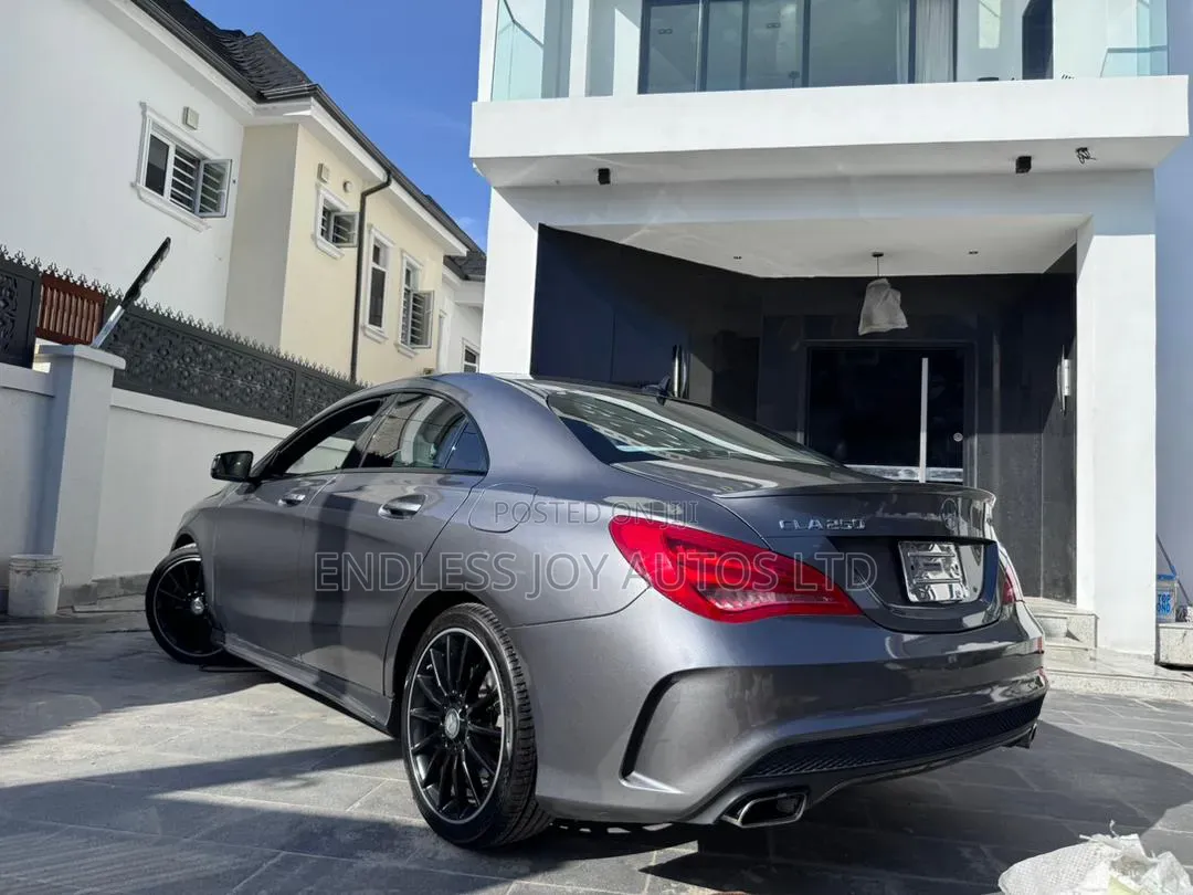 Mercedes-Benz CLA-Class CLA 250 4MATIC Sedan 2016 Beige