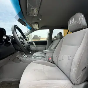 Toyota Highlander 2009 Silver