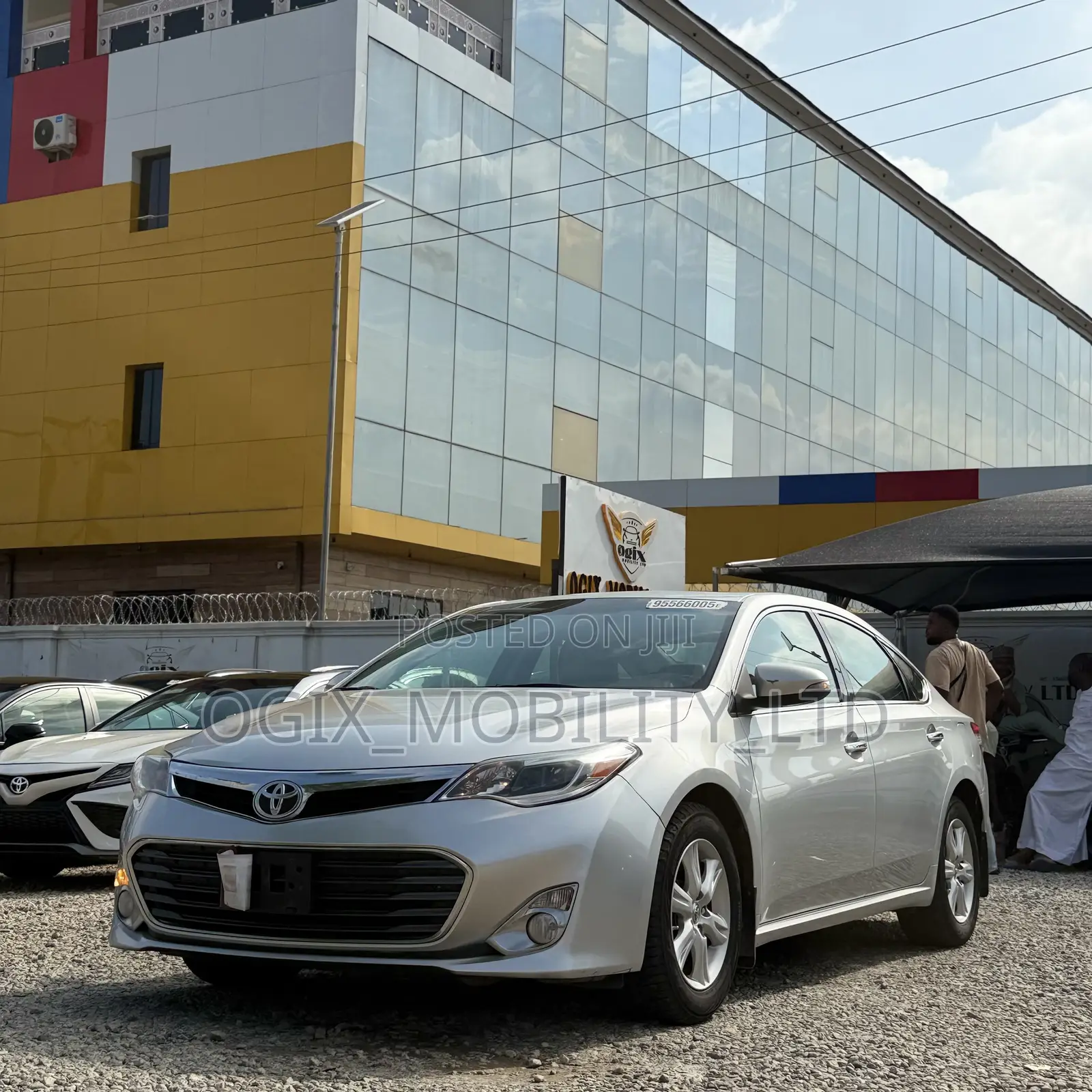 Toyota Avalon 2013 Silver