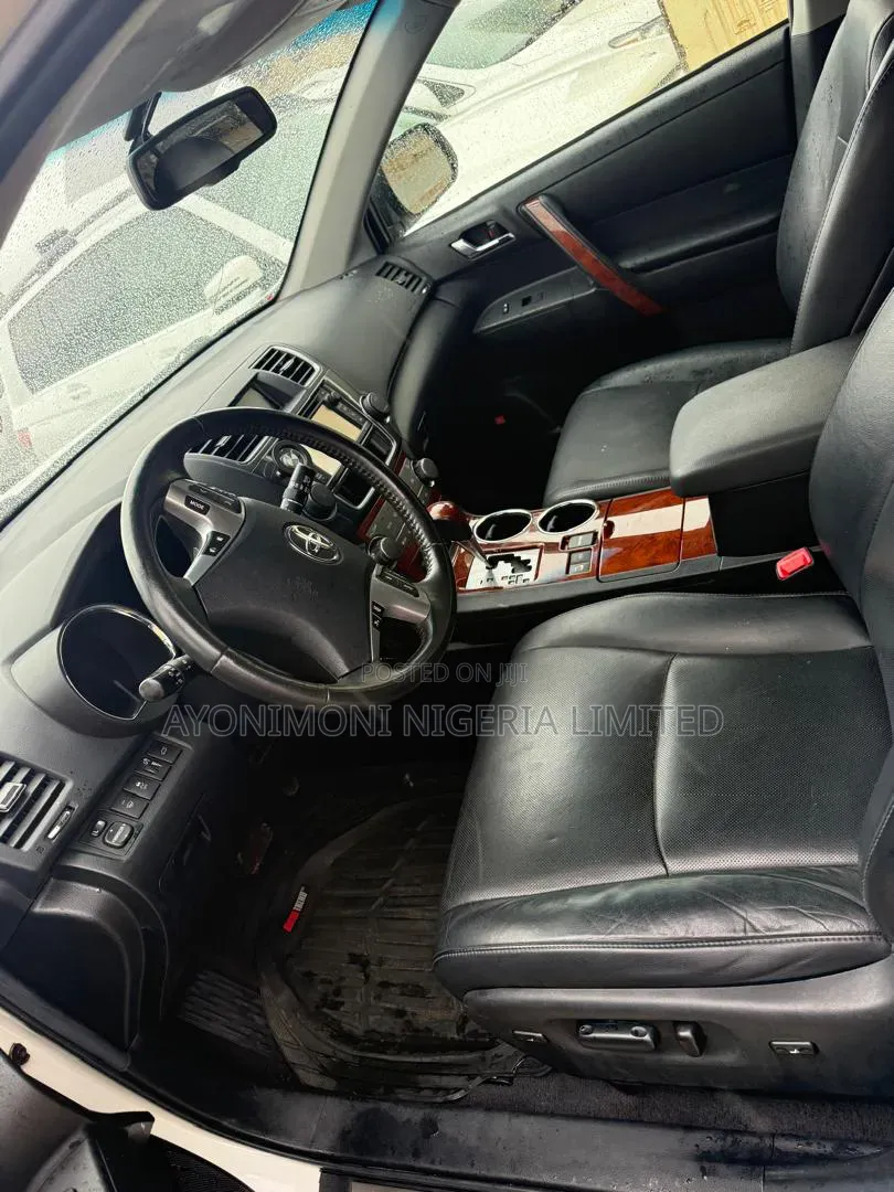 Toyota Highlander 2013 White