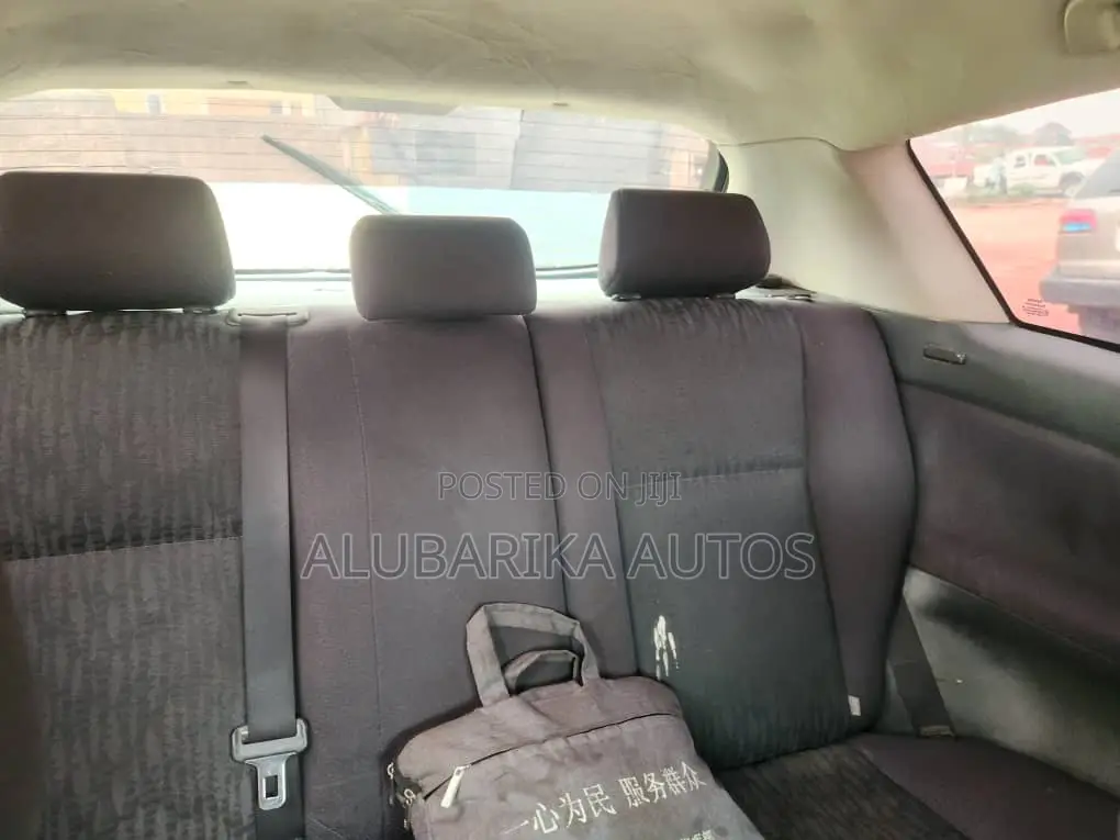 Toyota Corolla 2004 Brown