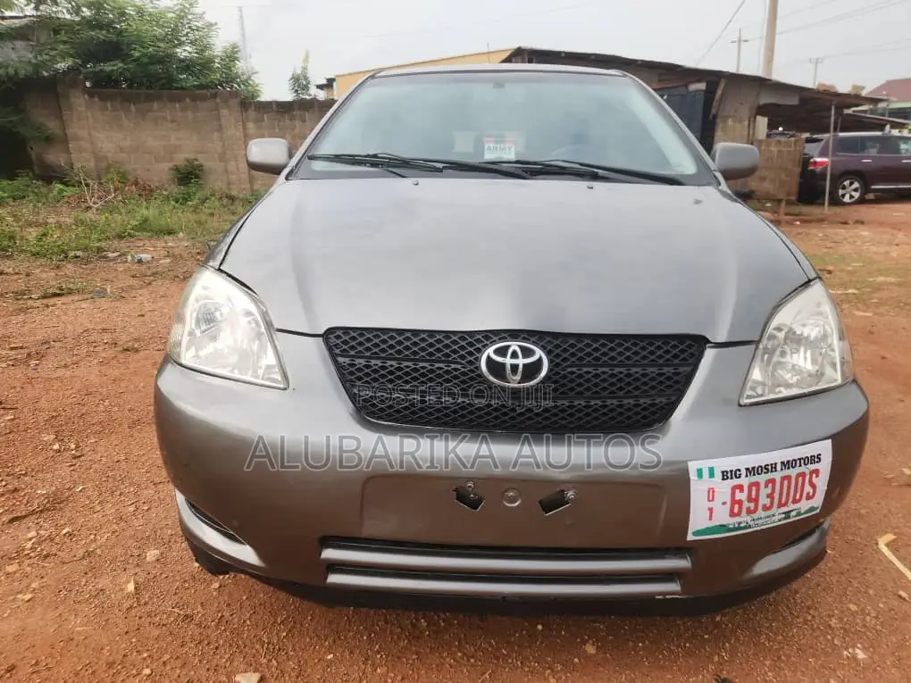 Toyota Corolla 2004 Brown