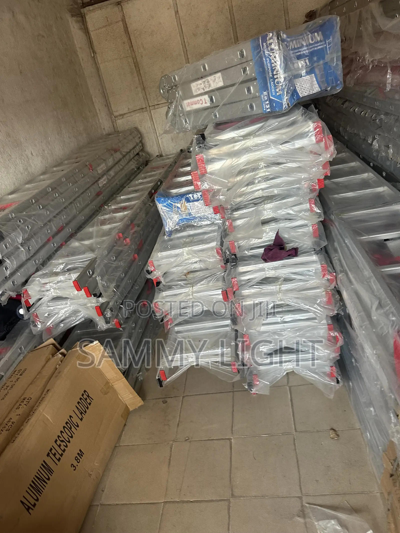 Aluminum Ladder
