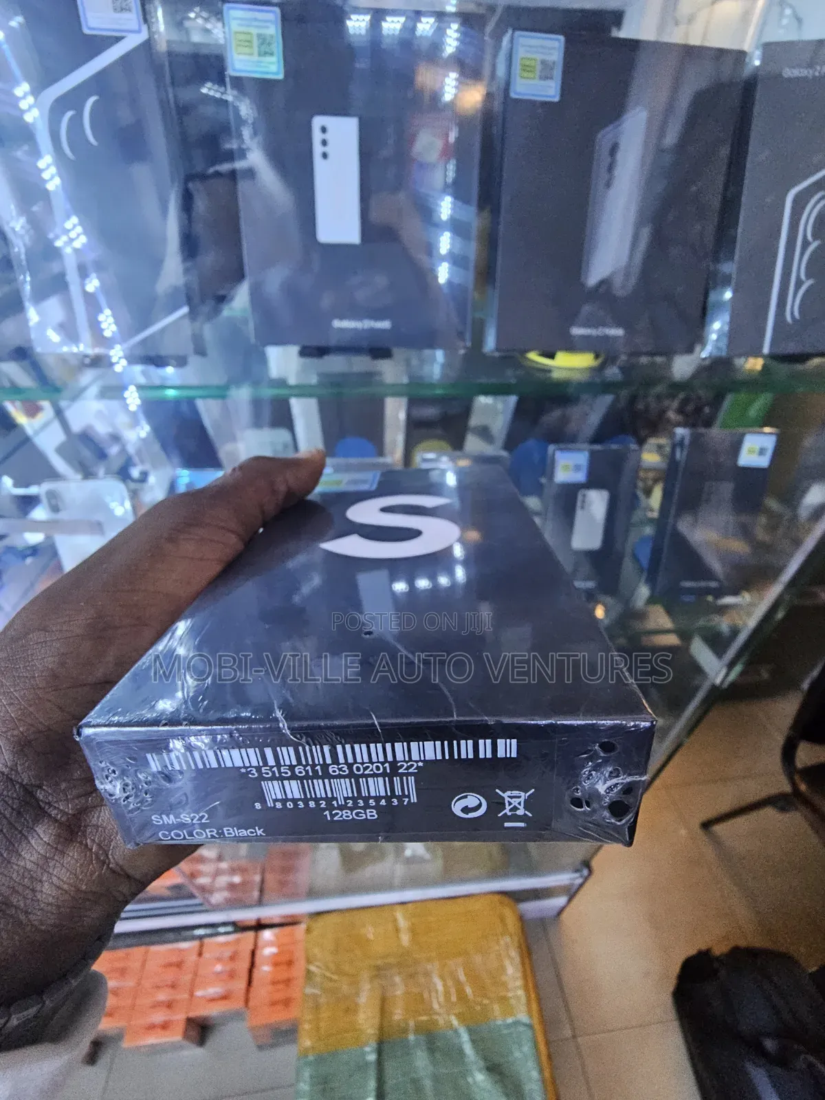 New Samsung Galaxy S22 5G 128 GB Black