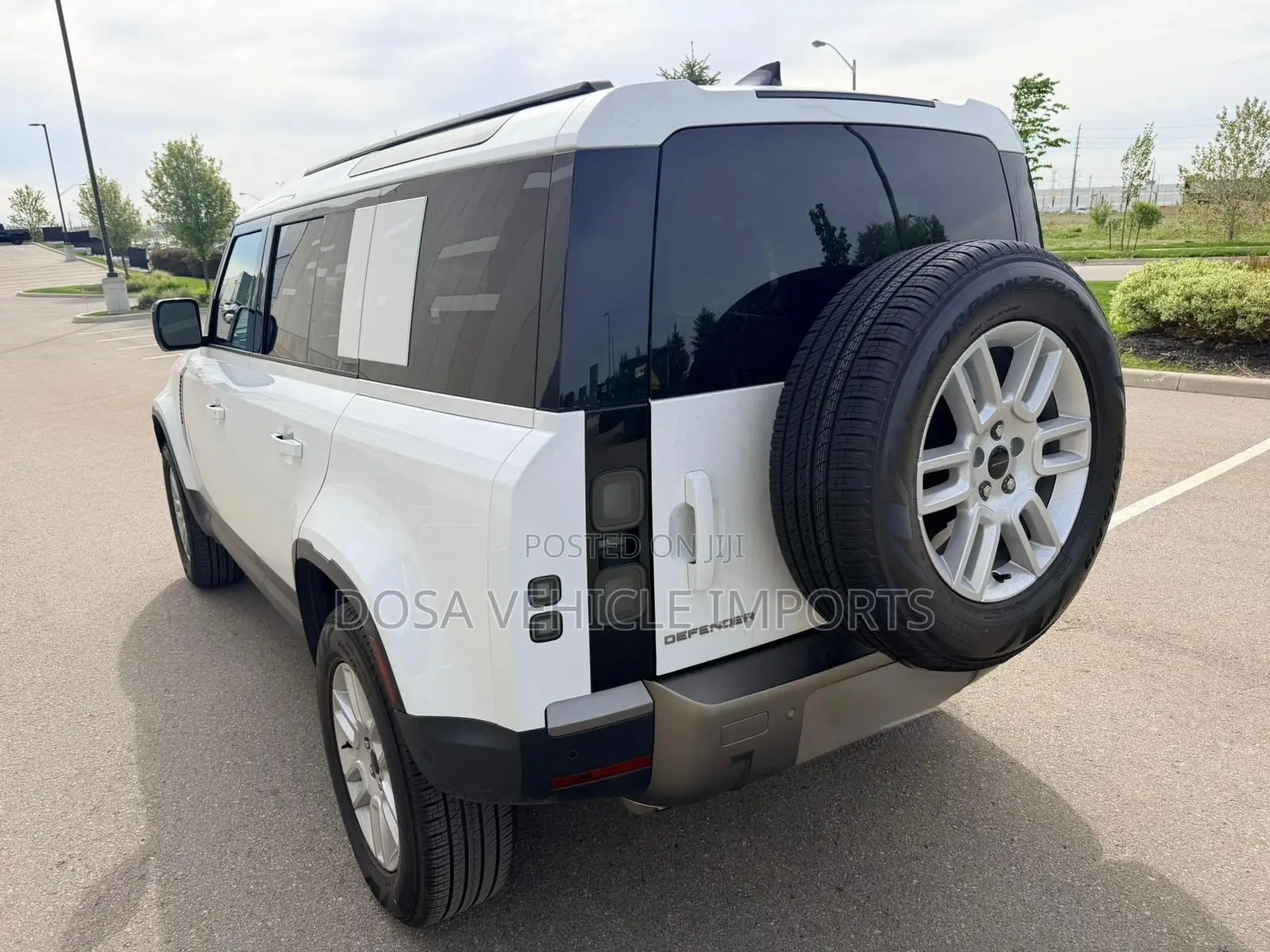 Land Rover Defender 110 P400 X-Dynamic SE 2025 White