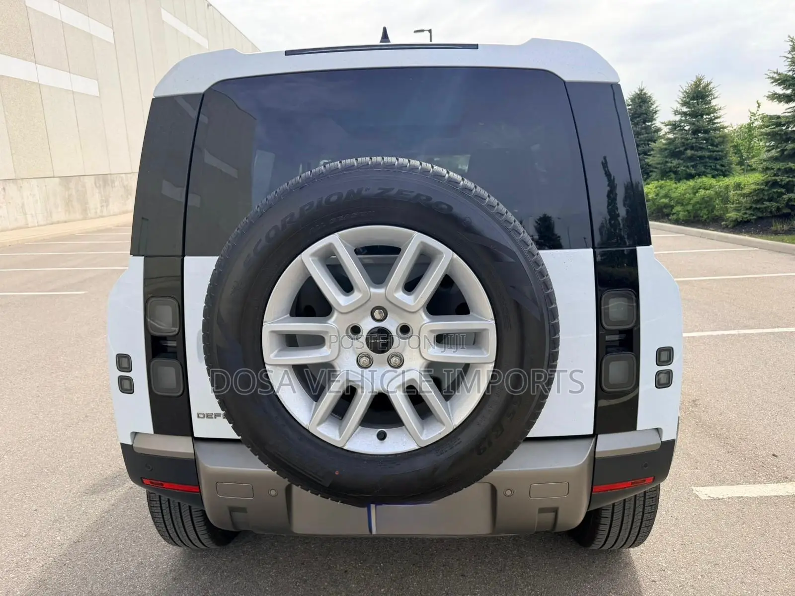 Land Rover Defender 110 P400 X-Dynamic SE 2025 White