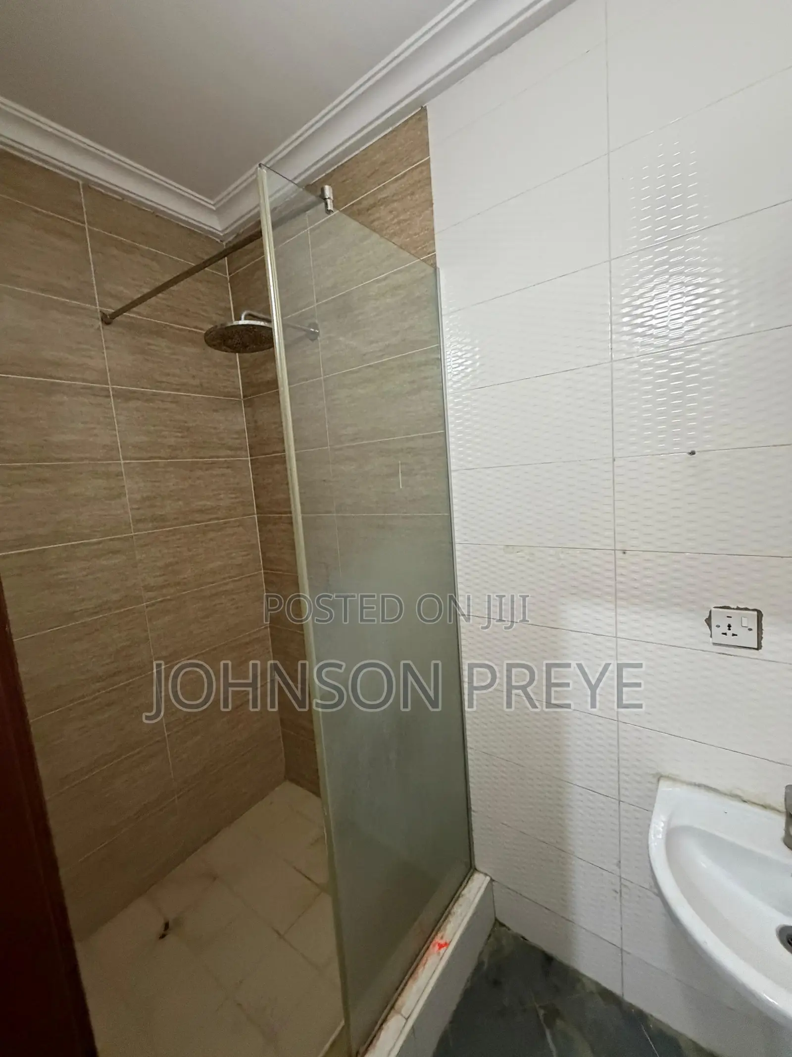 1bdrm Apartment in Victoria Island Extension for rent