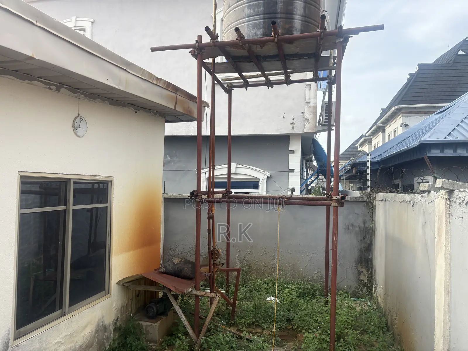 1bdrm Block of Flats in Sea Side, Badore for sale