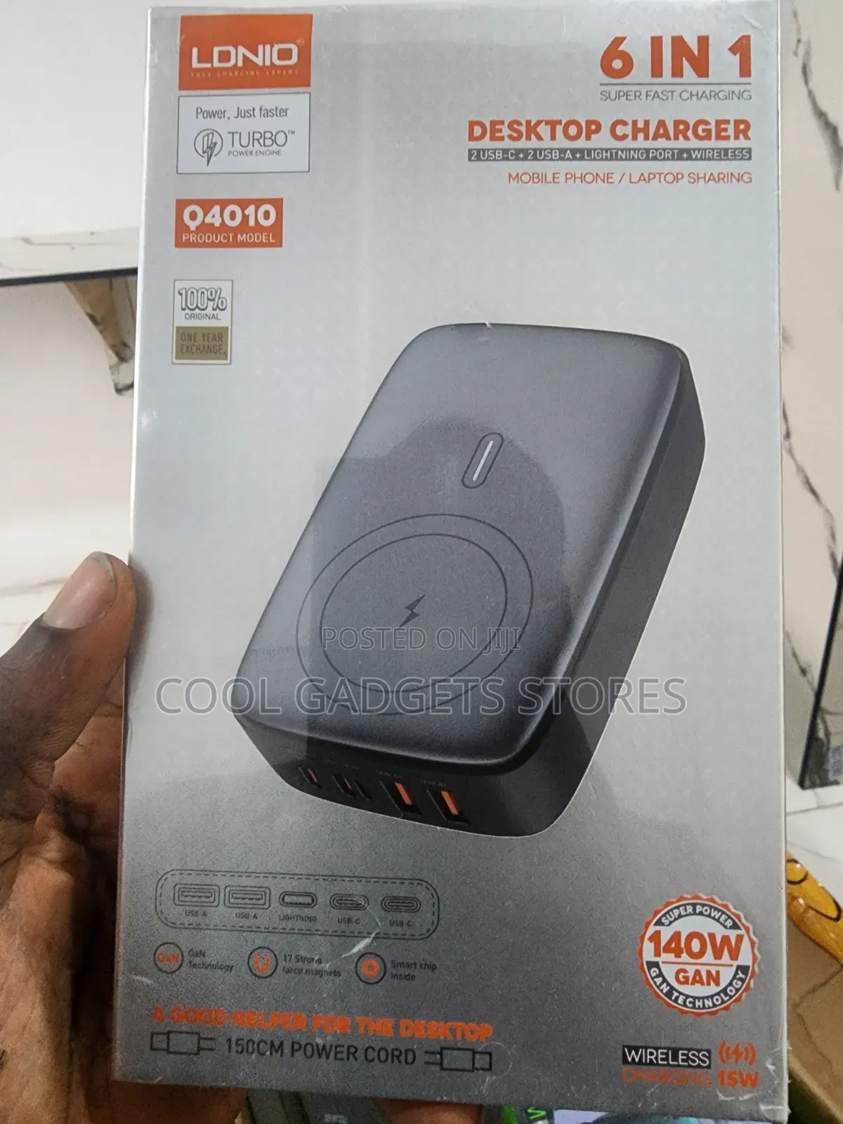 Ldnio Q4010 6-in-1 140w Desktop Charger
