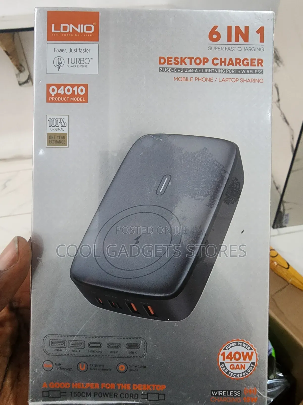 Ldnio Q4010 6-in-1 140w Desktop Charger