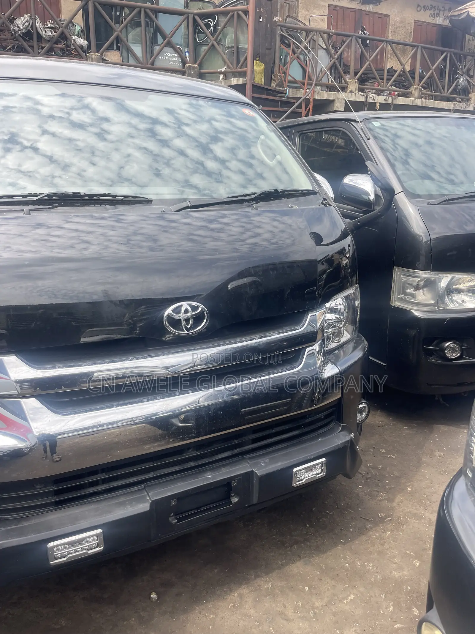 Toyota HiAce 2015 Black