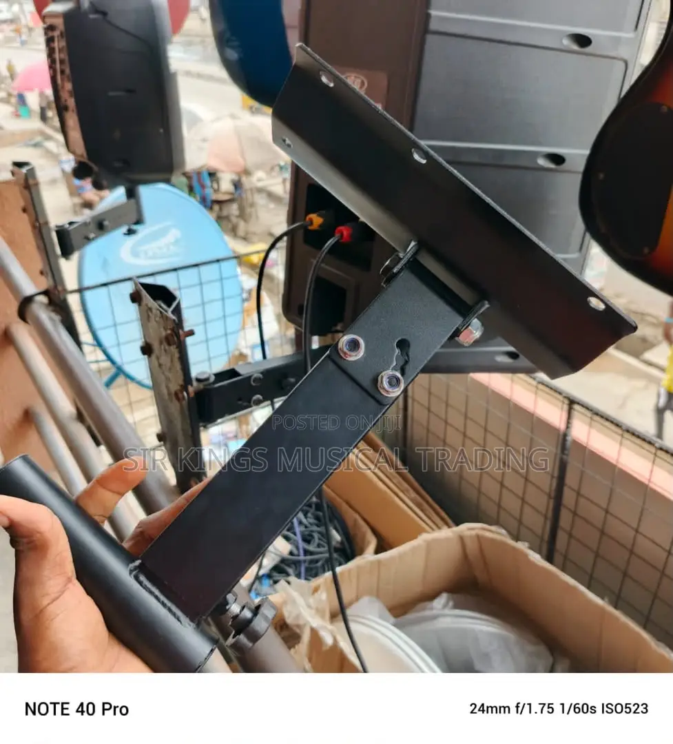 High Quality Wall Speaker Hanger a Pair