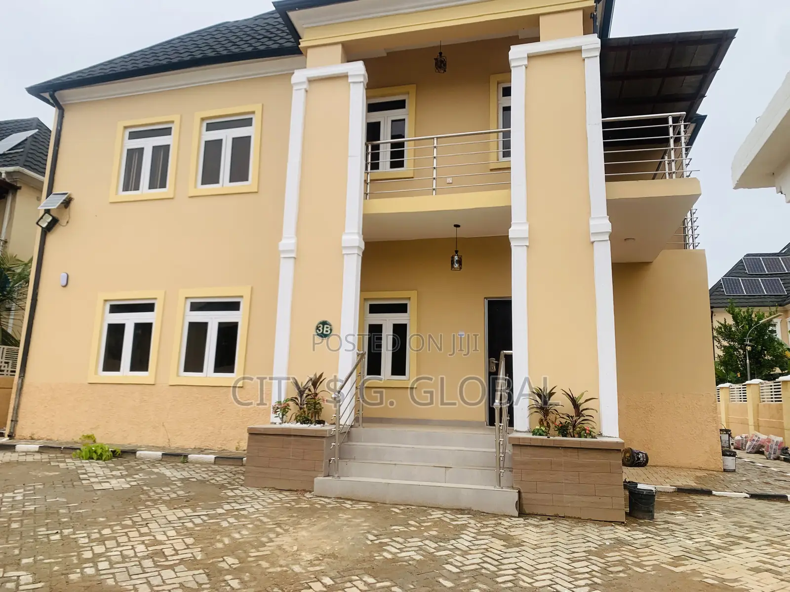 4 Bedroom Fully Detached Stand Alone Inside Estate Tared Road