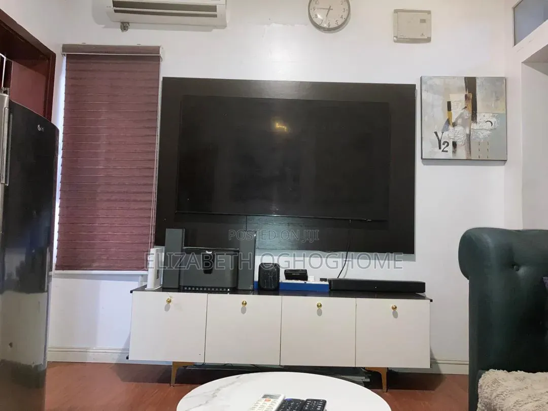 Furnished 1bdrm Apartment in Lekki Phase 1 for rent