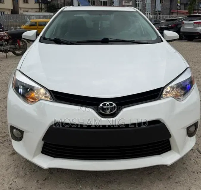 Toyota Corolla 2016 White