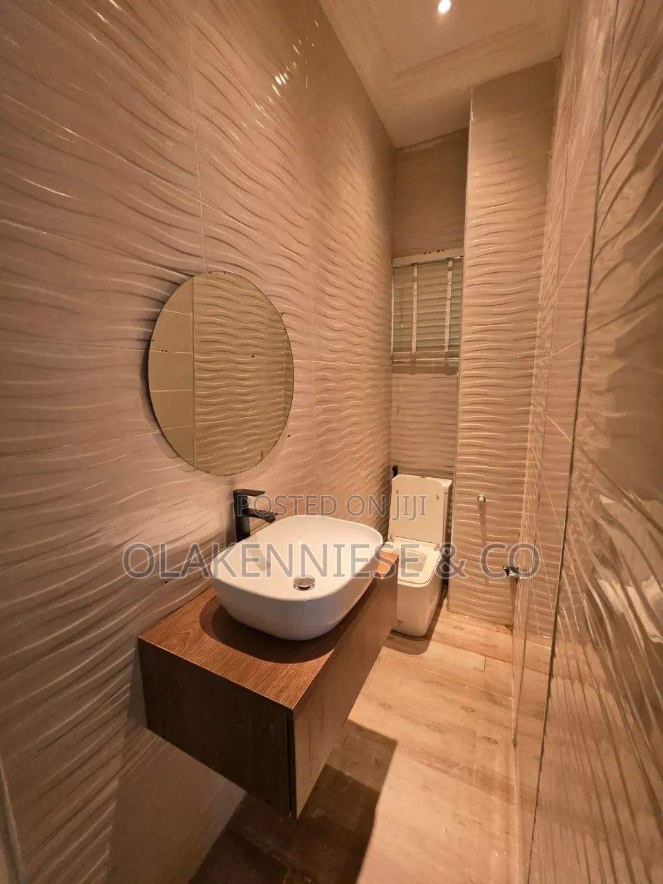 3bdrm Apartment in Ikoyi Bourdillion, Bourdillon for sale