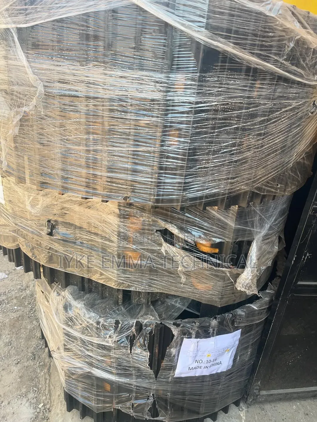 Cat 349 Track Link Assembly