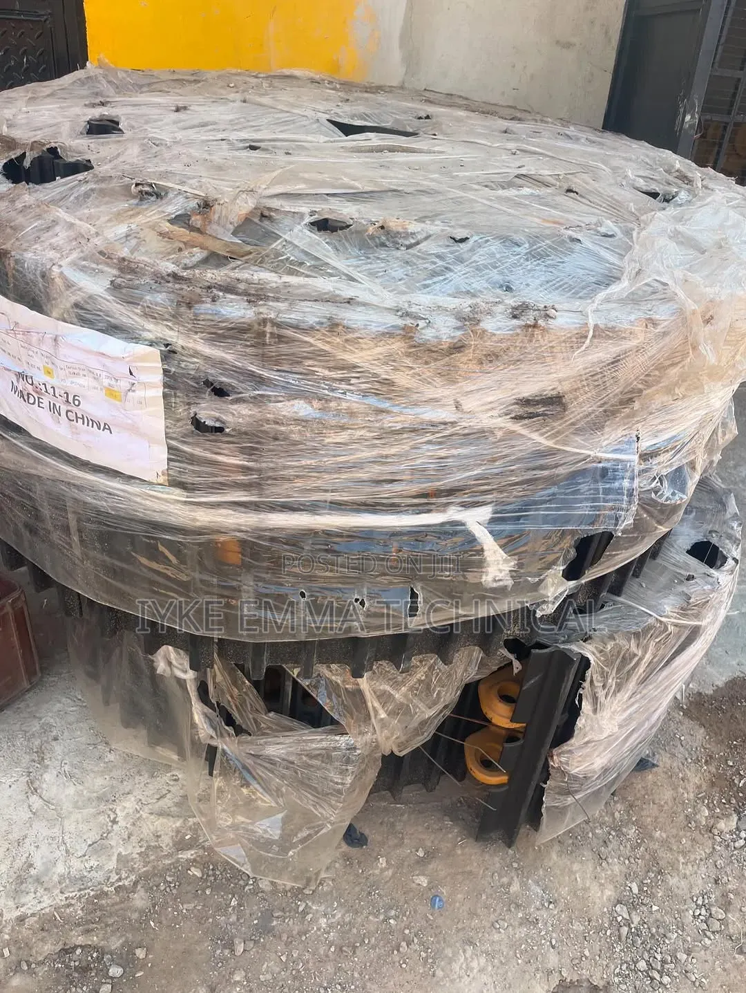 Cat 349 Track Link Assembly