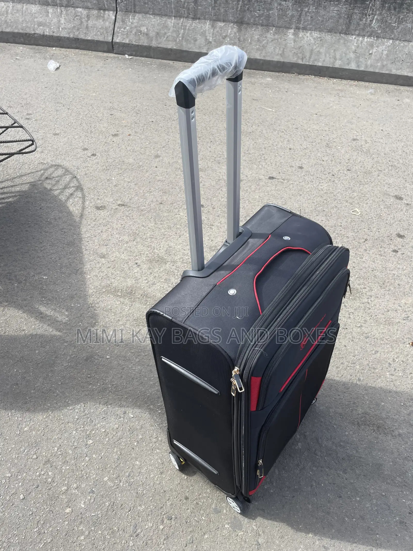Luggage in Port Harcourt Medium Size 45,000