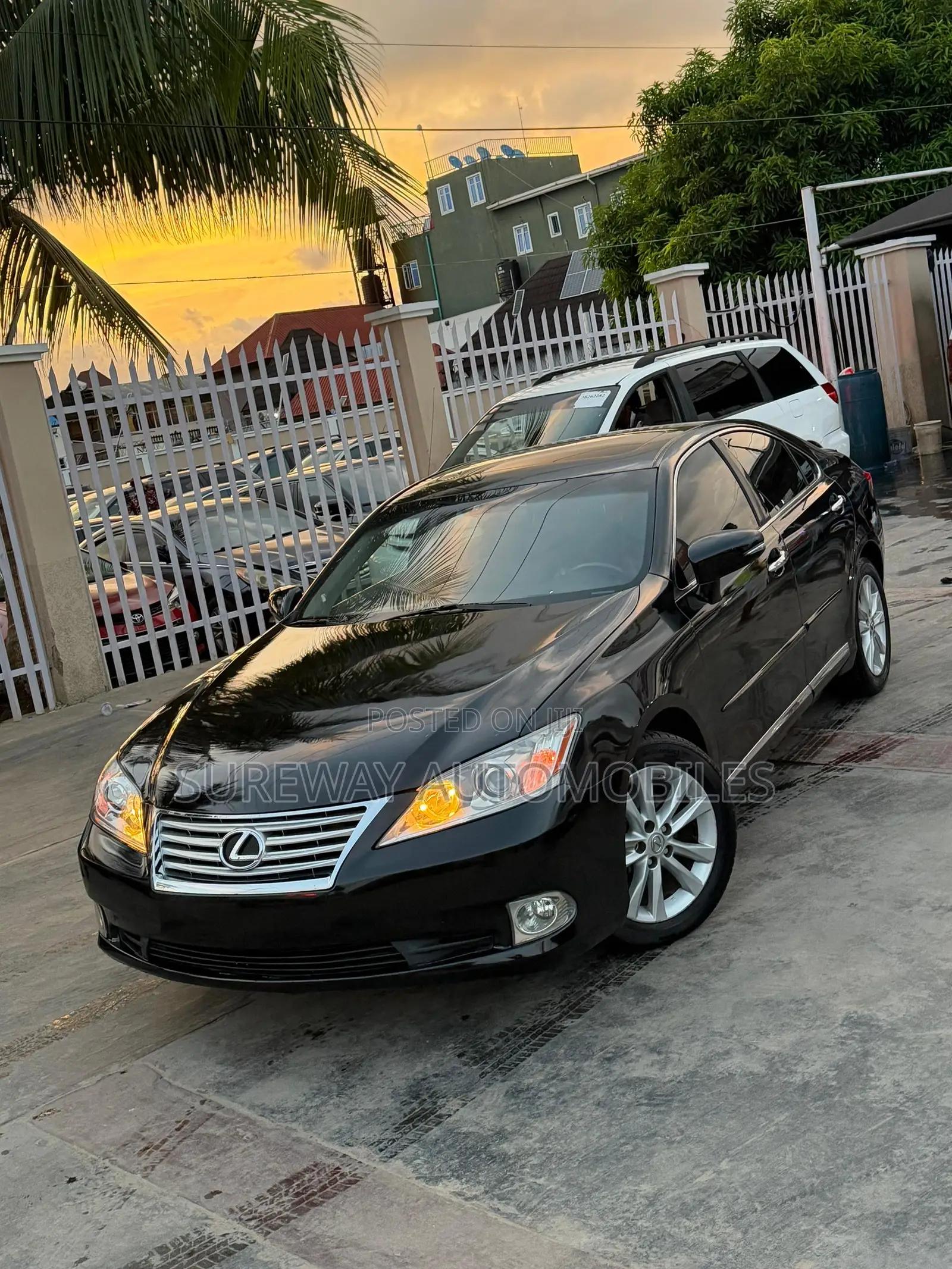 Lexus ES 350 2011 Black
