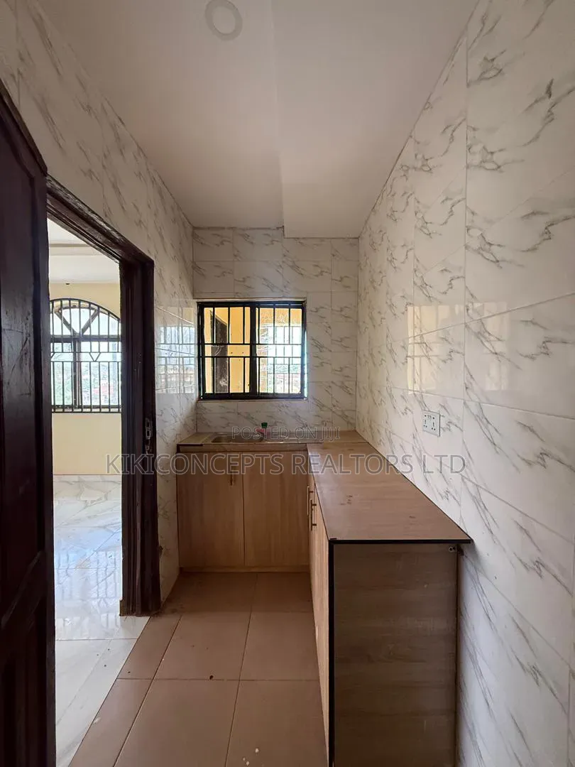 1bdrm Block of Flats in Ayegoro Estate, Ibadan for rent