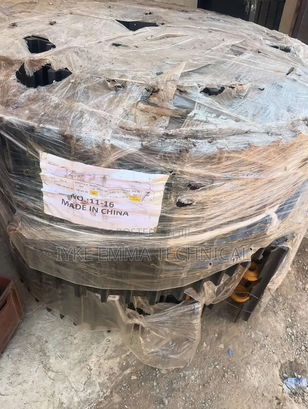 Cat 330d Link Assembly