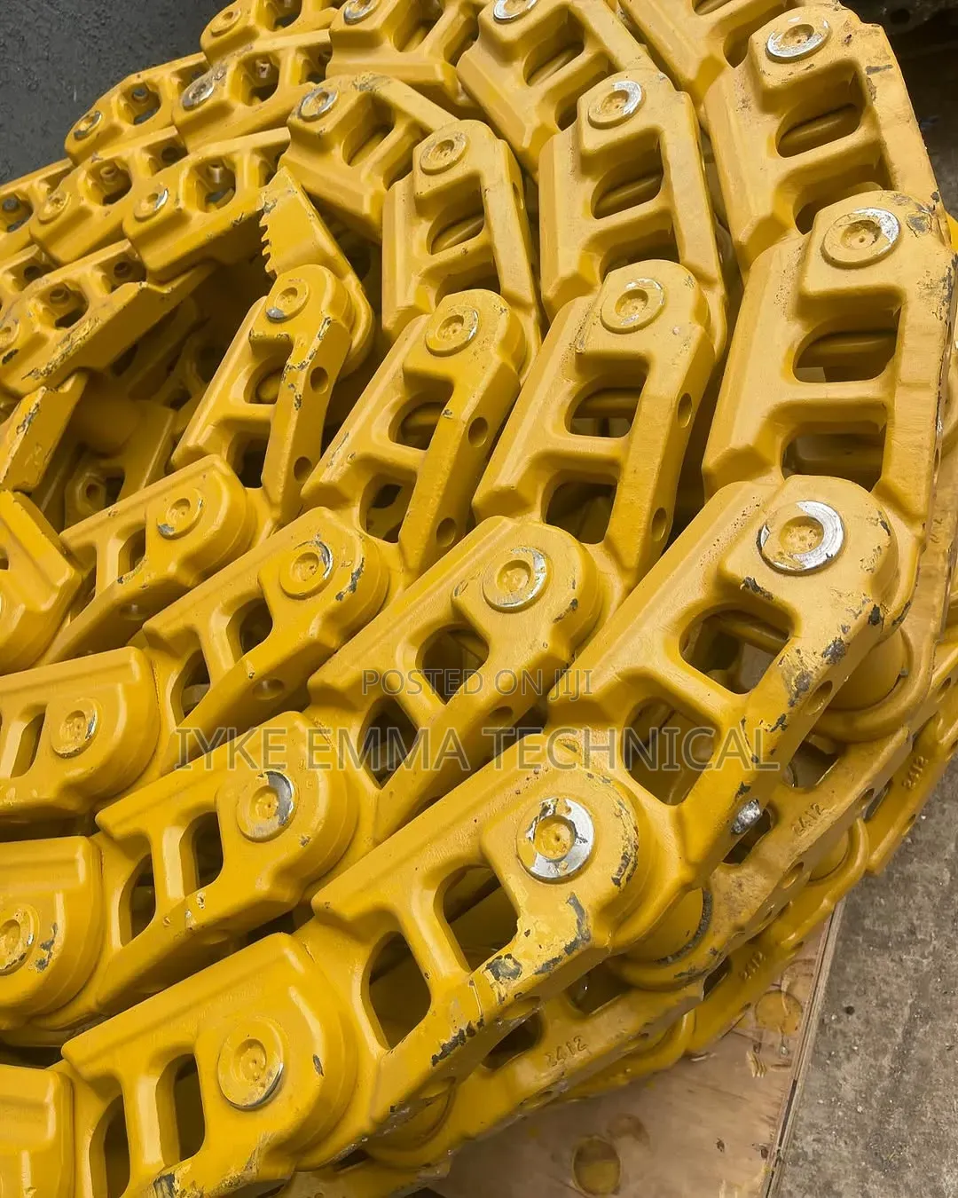 Cat D6h Track Link