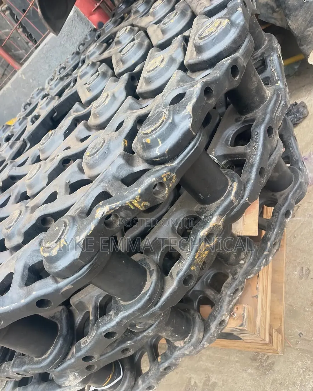 Cat 330 Track Link