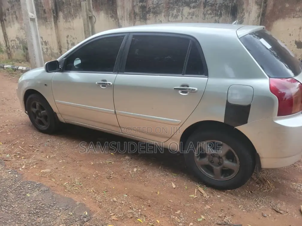 Toyota Corolla 2005 Silver
