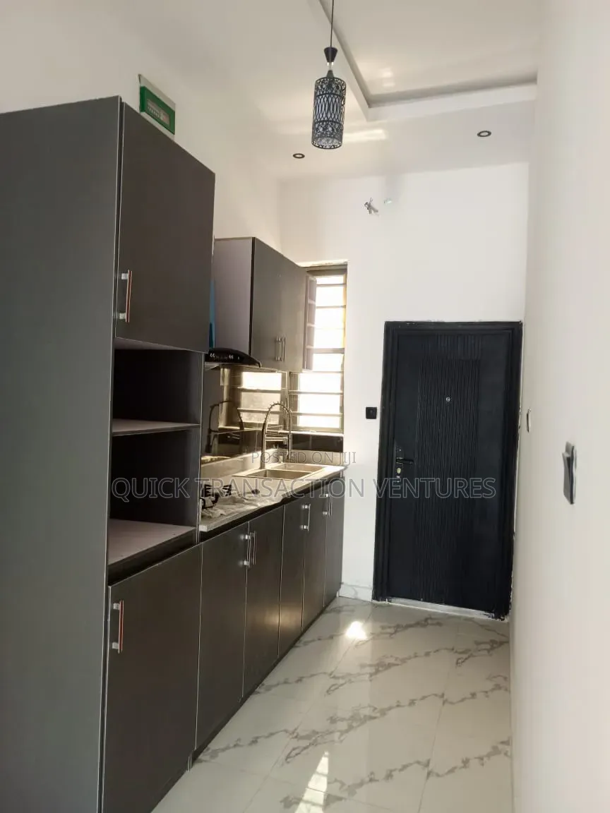 3bdrm Duplex in Aptech, Sangotedo for sale
