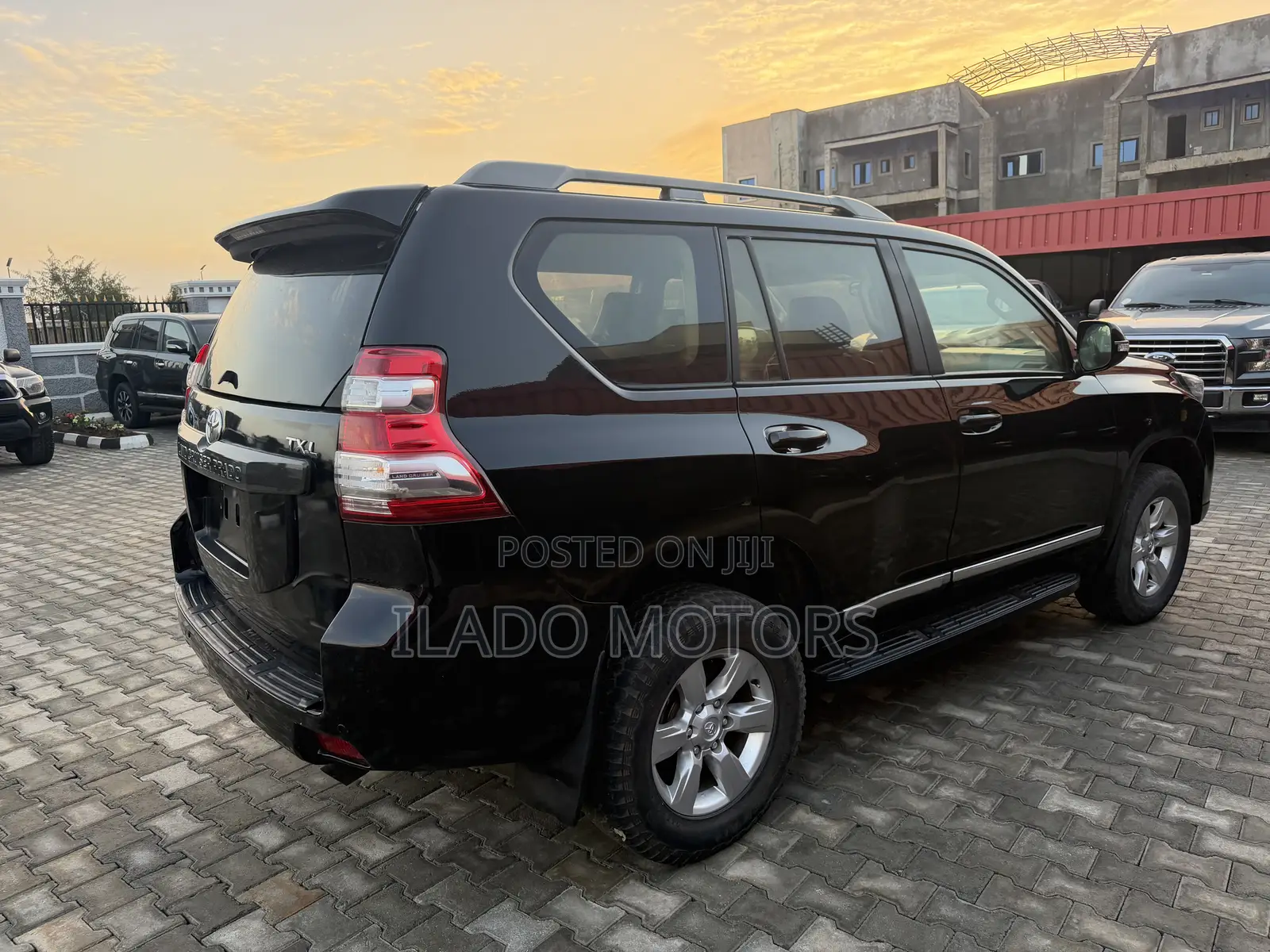 Toyota Land Cruiser Prado 2015 Black