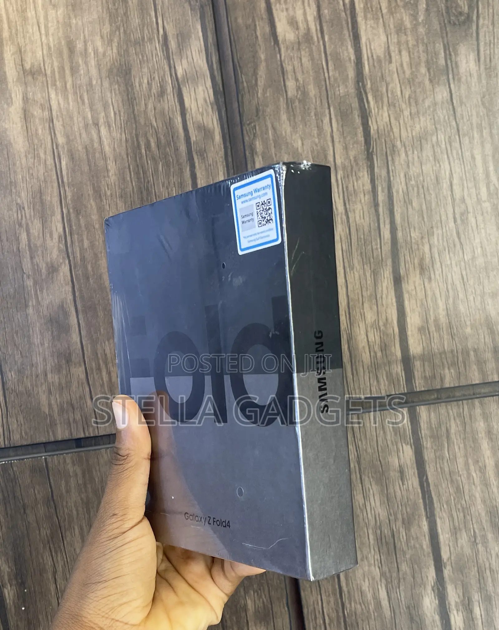 New Samsung Galaxy Z Fold4 256 GB Blue