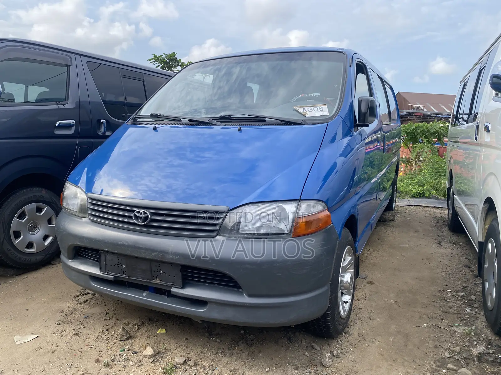 Toyota HiAce 2007 Blue