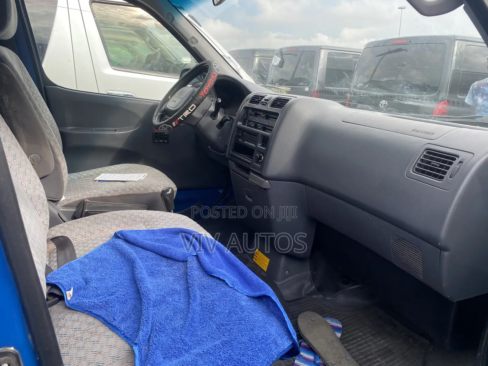 Toyota HiAce 2007 Blue