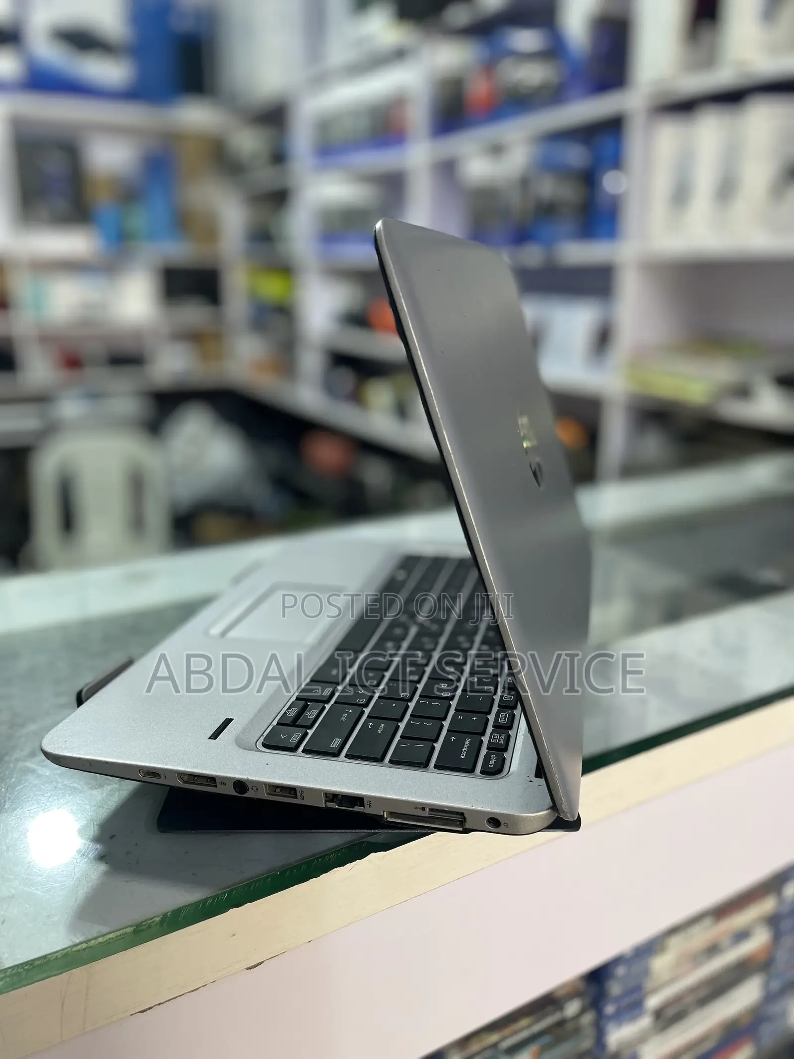 Laptop HP EliteBook 820 G3 8GB Intel Core i5 HDD 500GB
