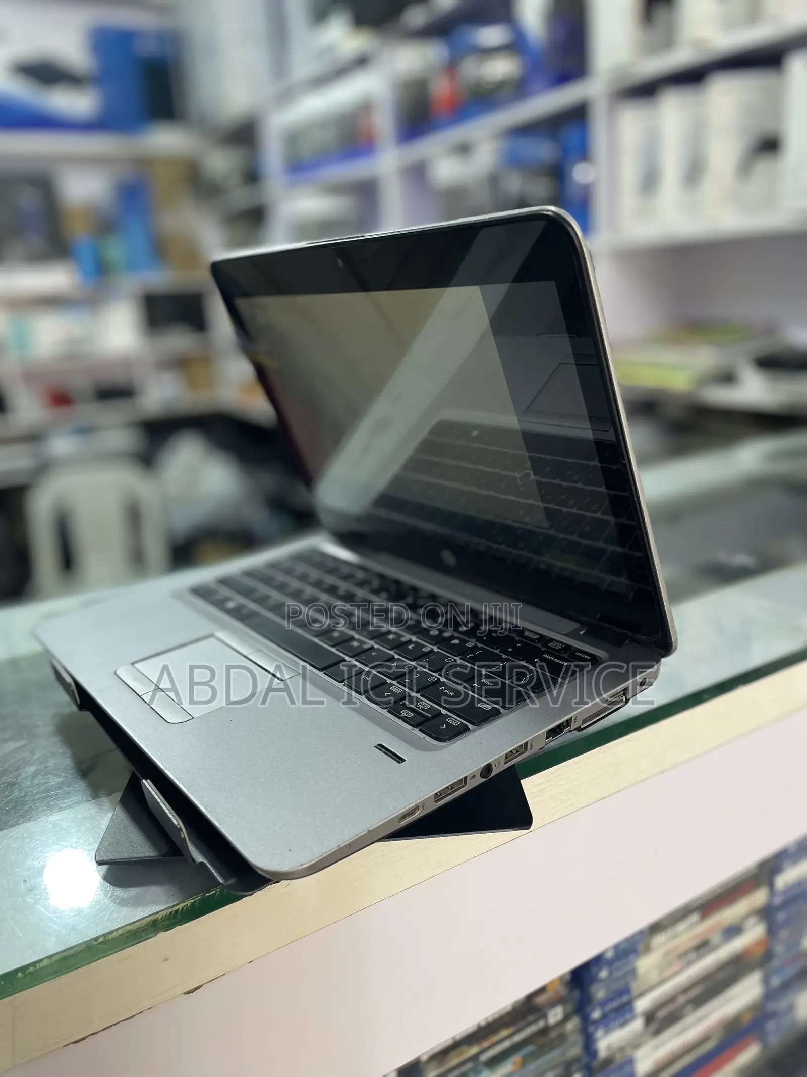 Laptop HP EliteBook 820 G3 8GB Intel Core i5 HDD 500GB