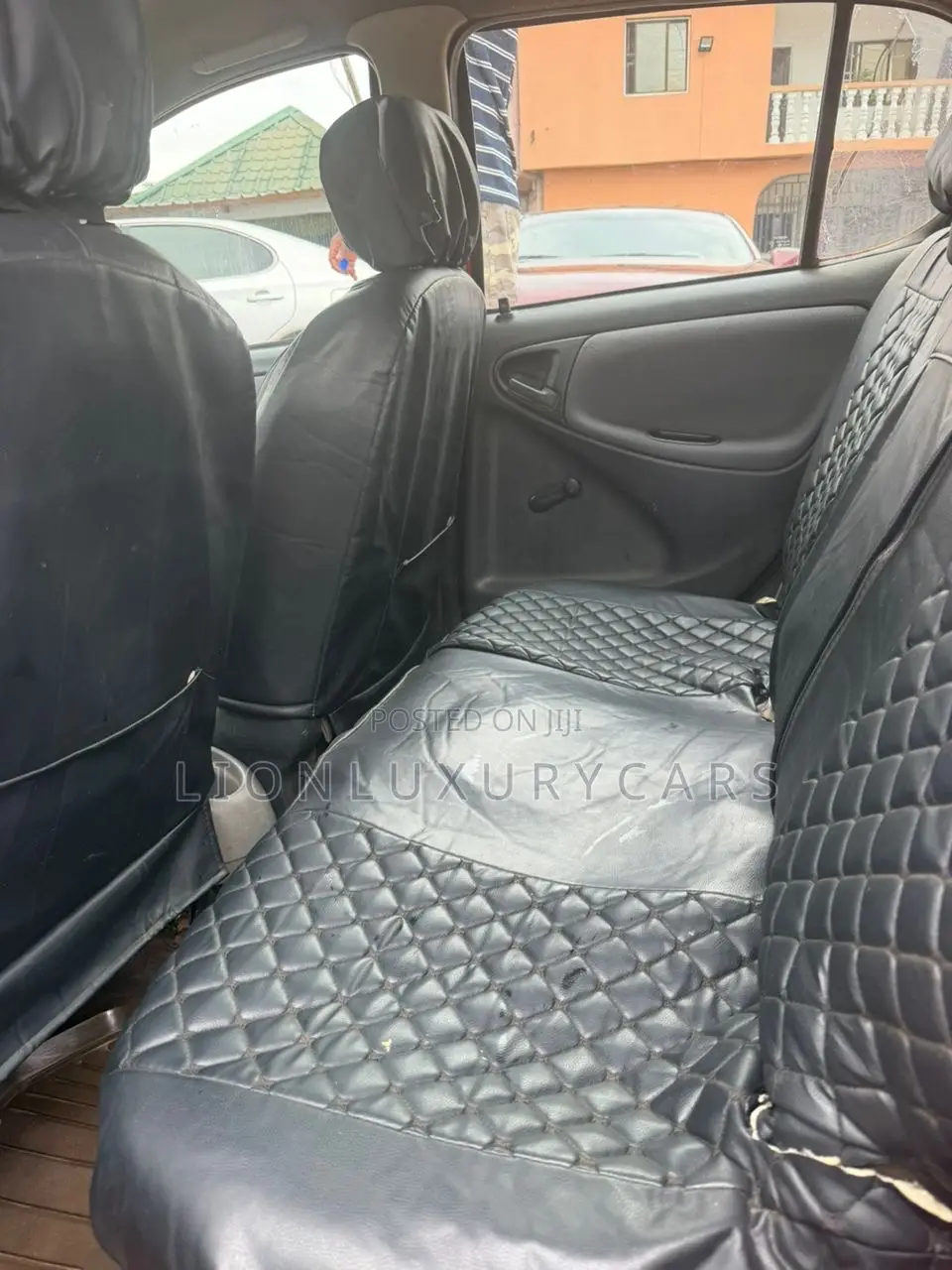 Toyota Yaris 2005 Red