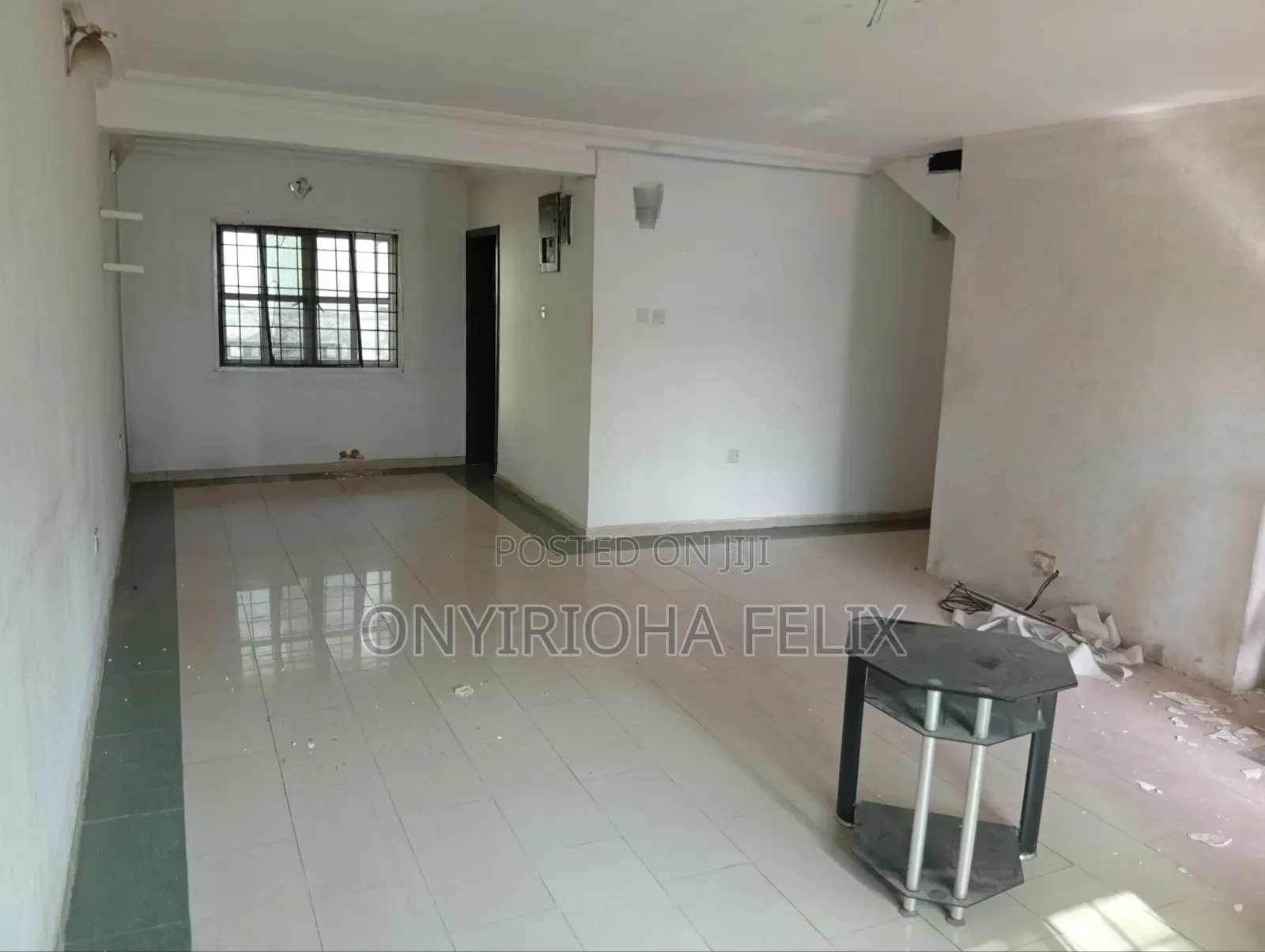 2bdrm Townhouse / Terrace in Gwarinpa Main, Life Camp for rent