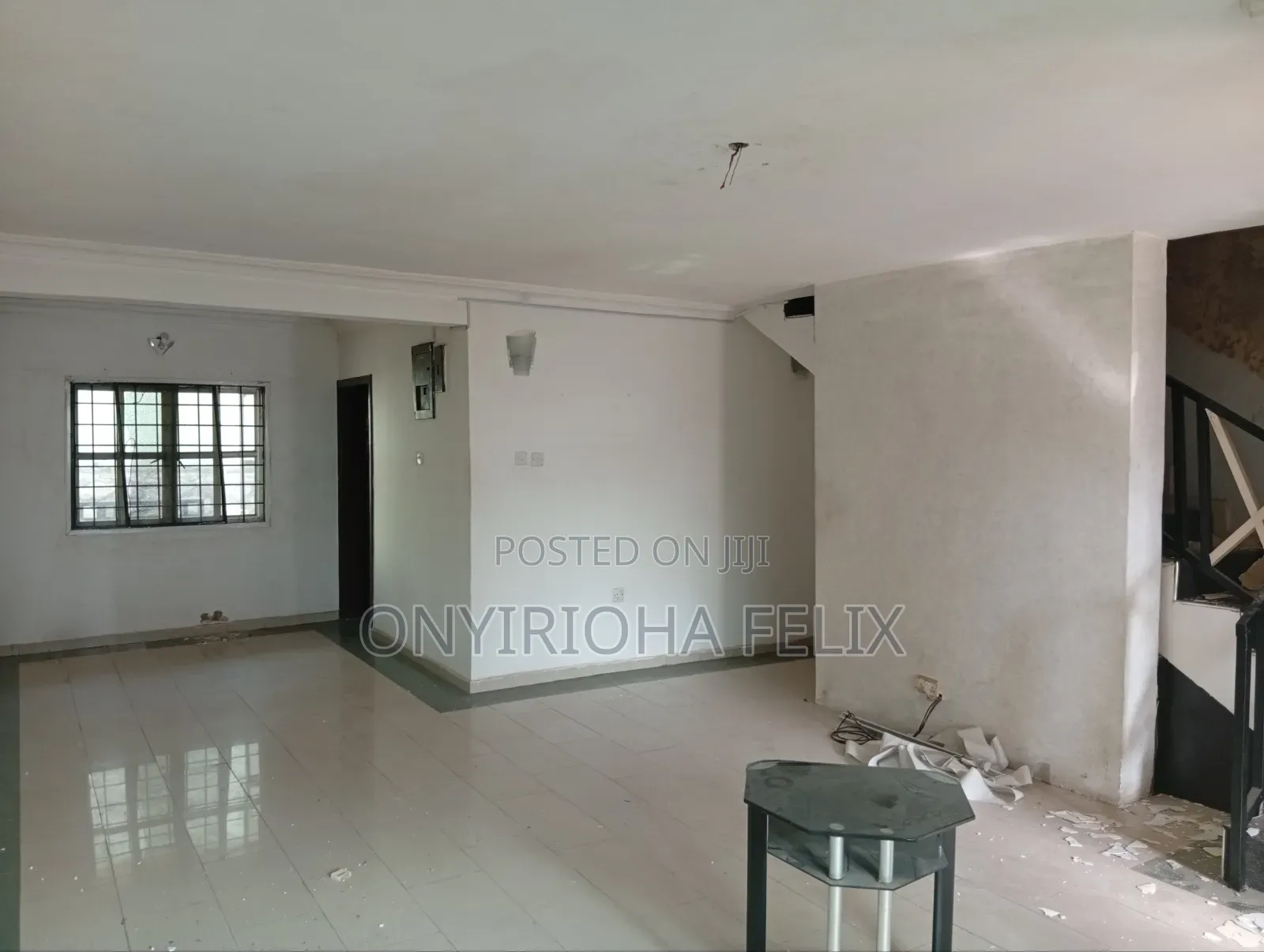 2bdrm Townhouse / Terrace in Gwarinpa Main, Life Camp for rent