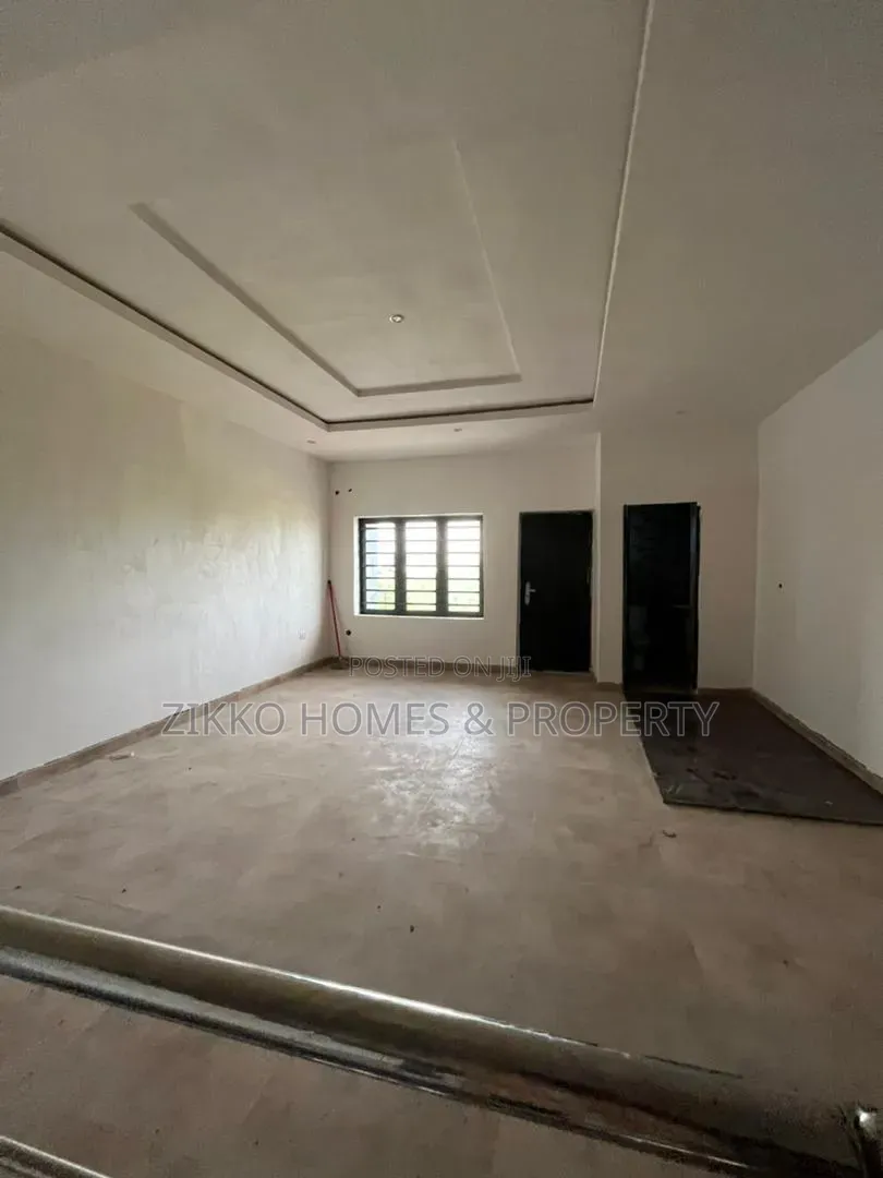 4bdrm Townhouse/Terrace in Ajah, Abraham Adesanya Estate for sale