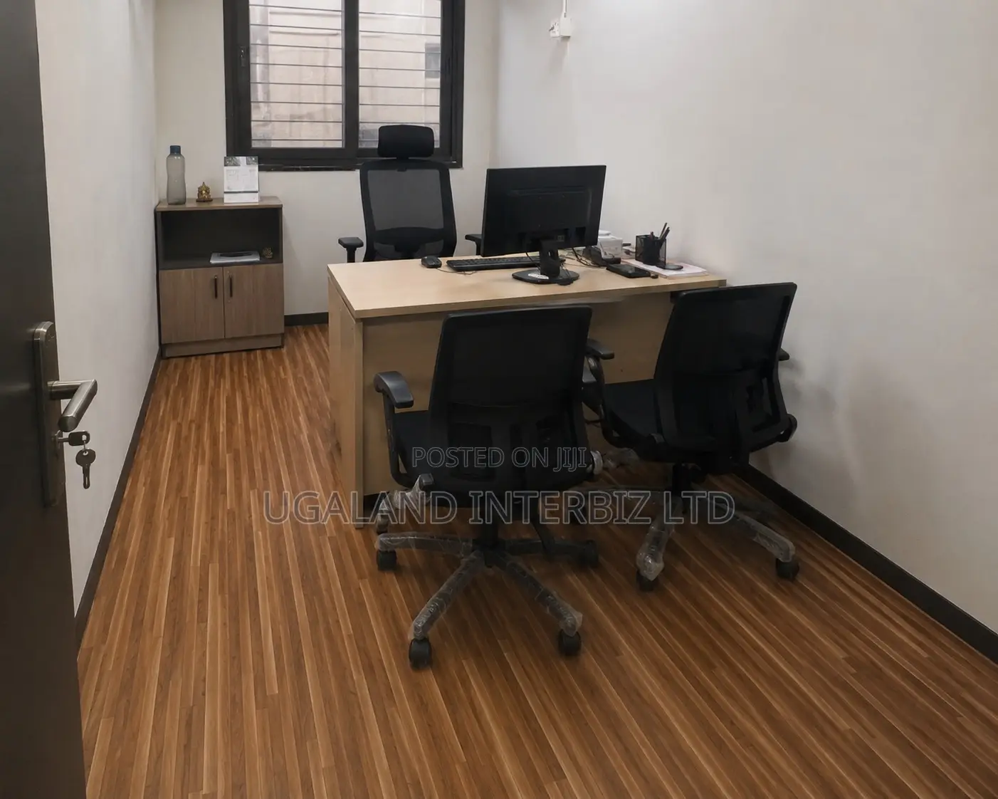 Luxury Wood Finish Vinyl Plan
