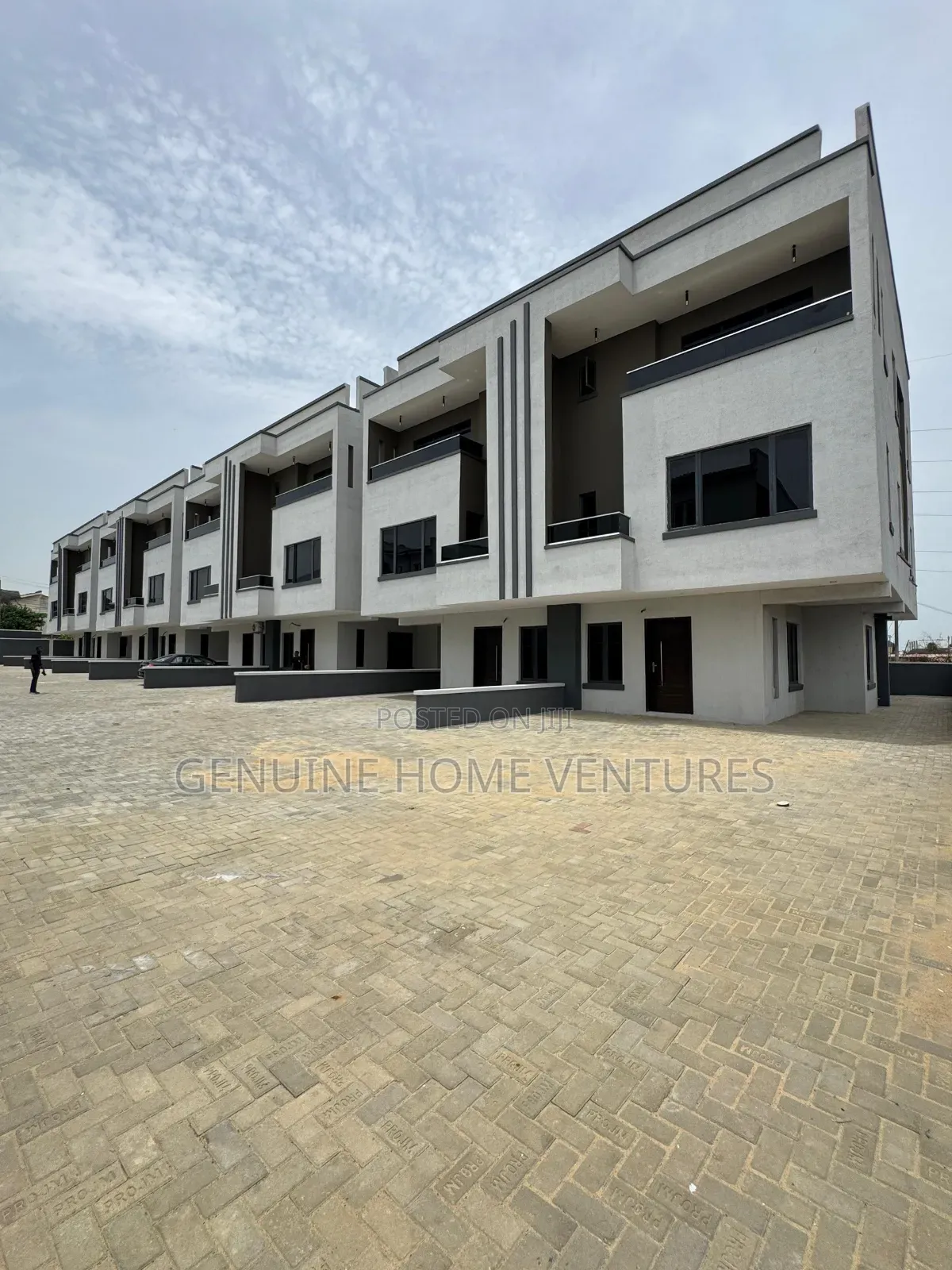 4bdrm Duplex in Ogudu Gra Phase 1 for sale