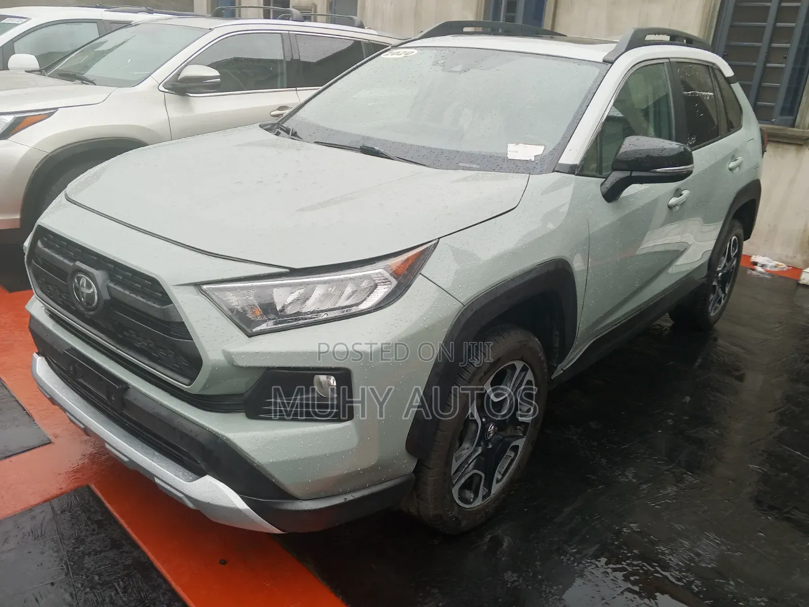 Toyota RAV4 Adventure 2019 Green