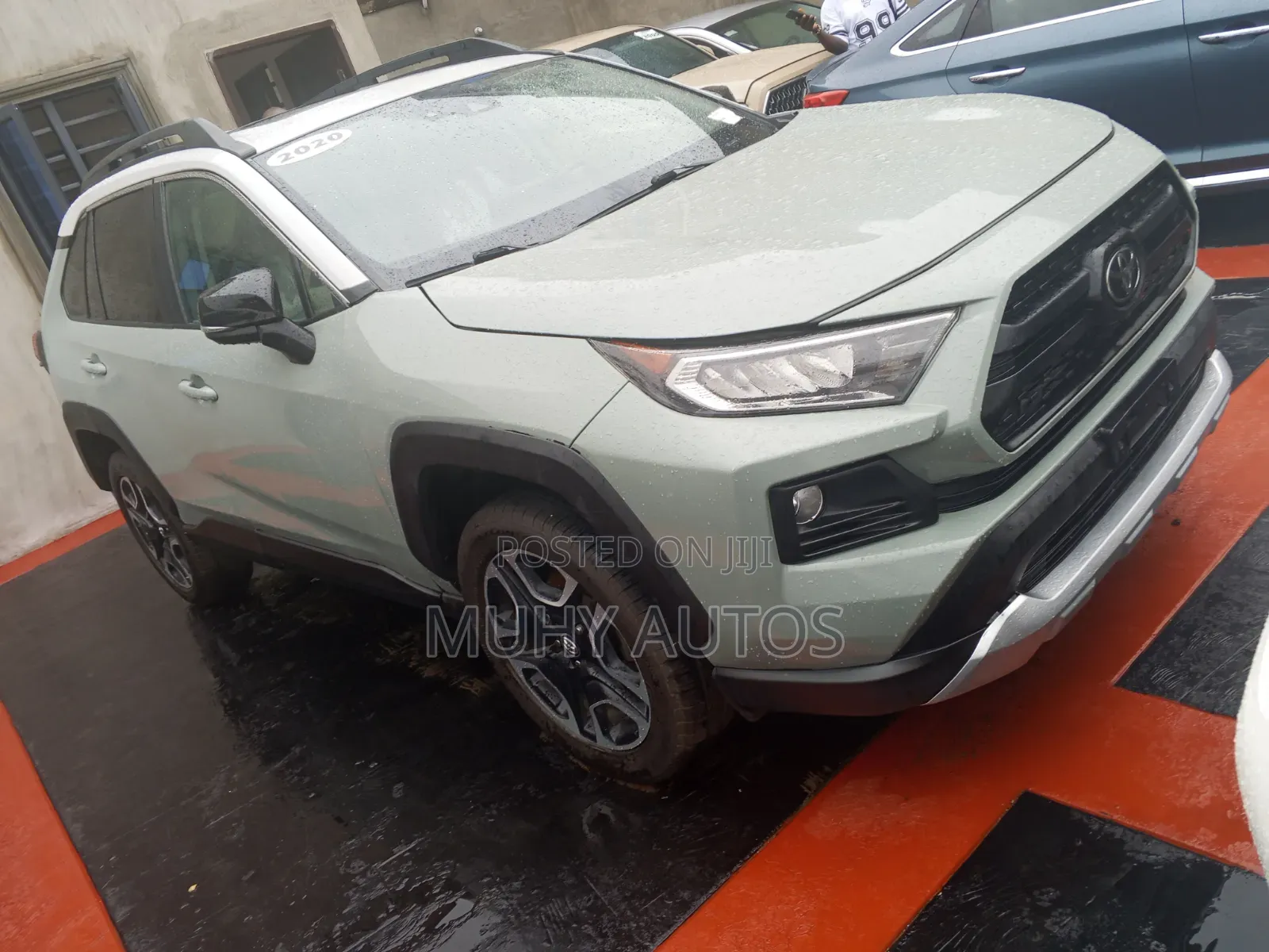 Toyota RAV4 Adventure 2019 Green